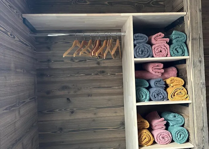 La Grange Apartment *